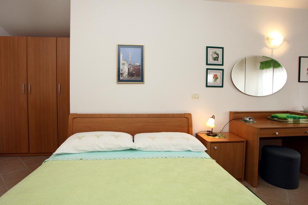 Parenzana Sea View Apartments Sk Portoroz Exterior foto